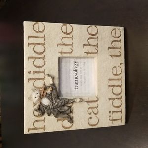 Frame•ology "Cat & The Fiddle" frame